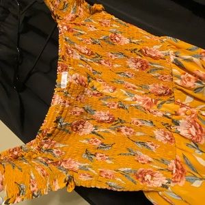 Offer the shoulder, romper